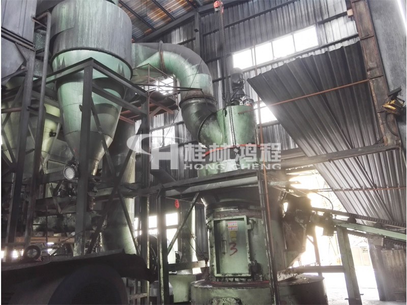 高速輥式磨煤機(jī)江西某火力發(fā)電廠順利投入使用 HC1700高速輥式磨煤機(jī)江西某火力發(fā)電廠順利投入使用